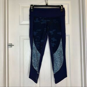 Lululemon Wunder Under Crop *Full-On Luon Blue Camouflage Low Rise Size 4